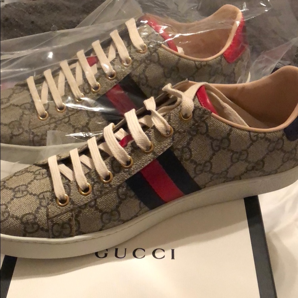 ❤️GUCCI MONOGRAM SNEAKERS!!!!💙